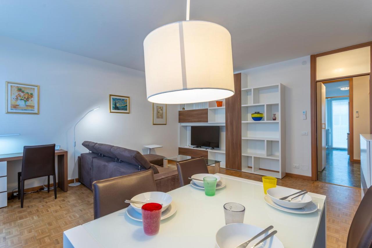 Udine Palazzo D'Aronco Modern Apartment מראה חיצוני תמונה