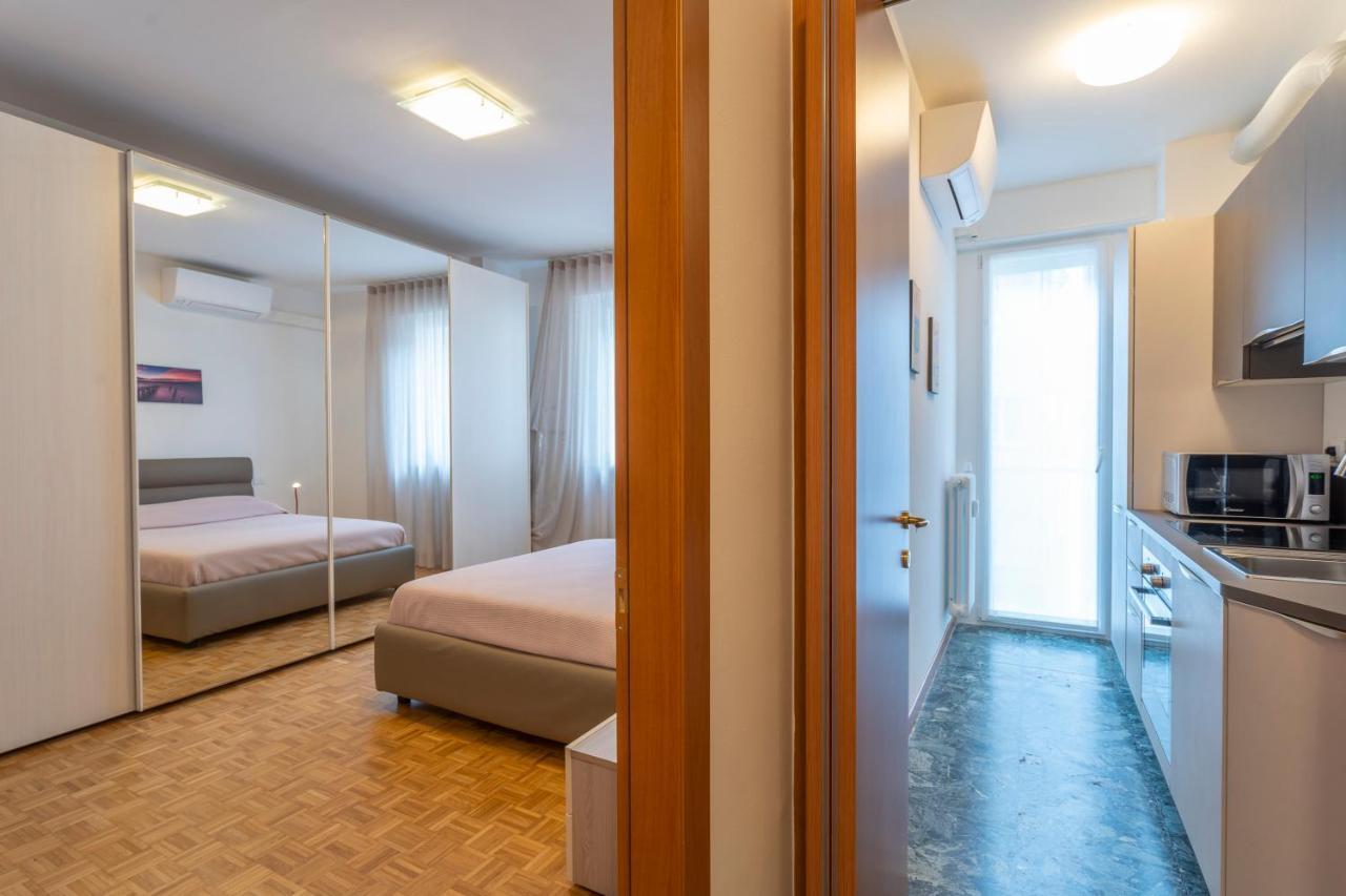 Udine Palazzo D'Aronco Modern Apartment מראה חיצוני תמונה